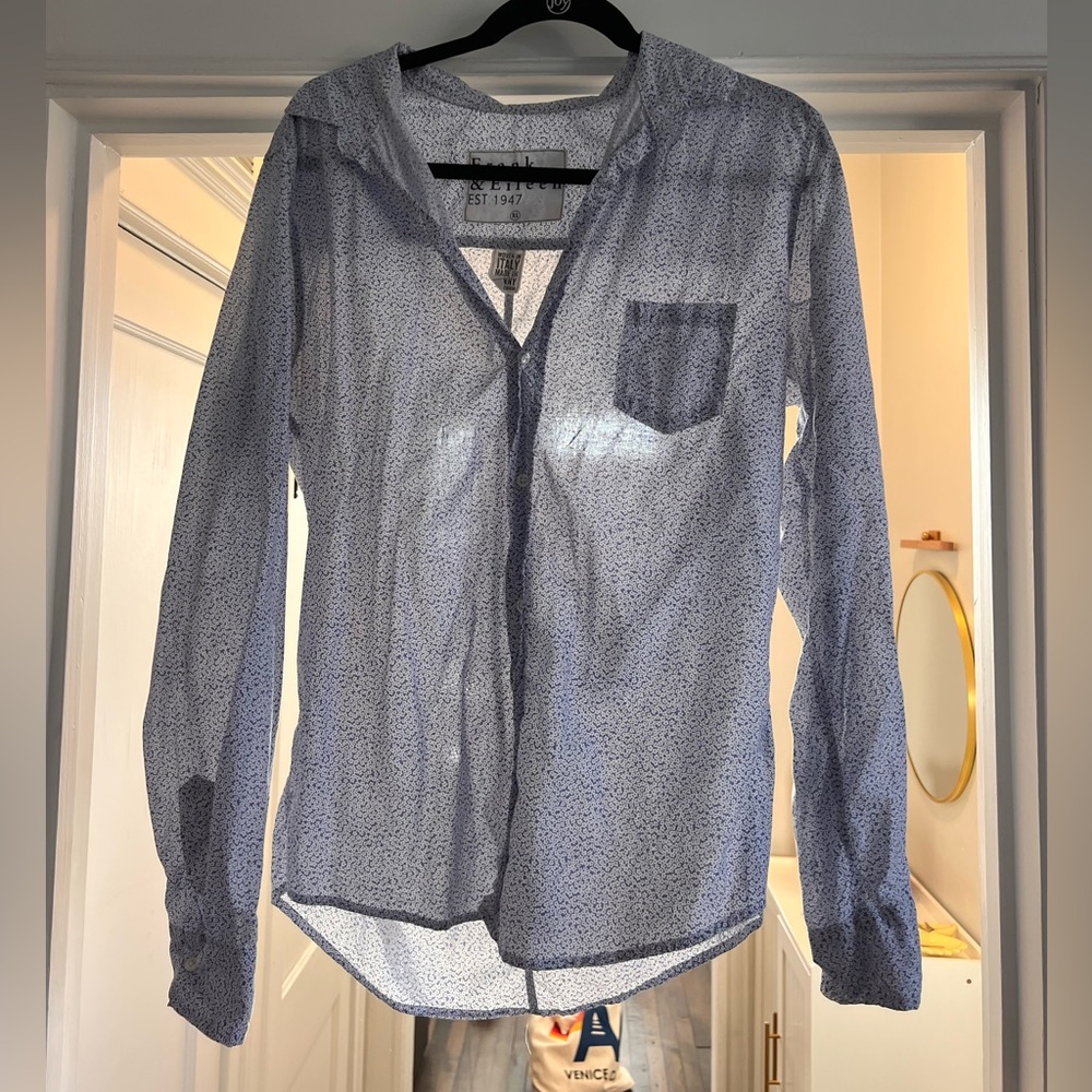 Frank & Eileen Blue and White Blouse Size XL